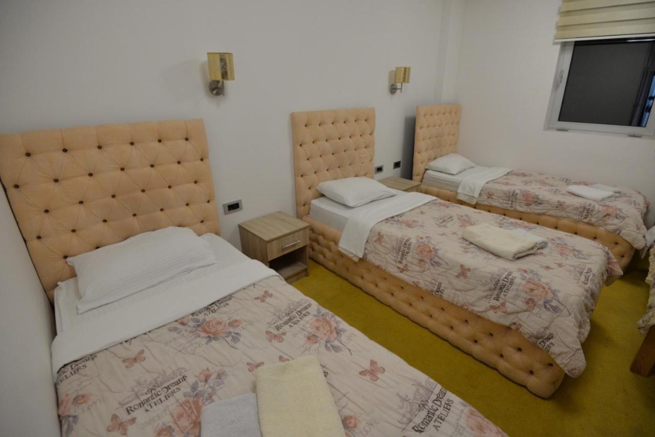 Prenociste Bis Hotel Prijepolje Buitenkant foto