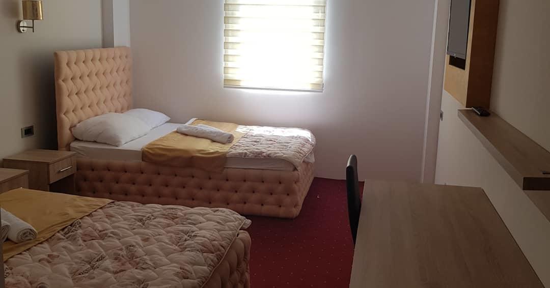 Prenociste Bis Hotel Prijepolje Buitenkant foto