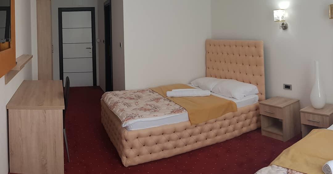Prenociste Bis Hotel Prijepolje Buitenkant foto